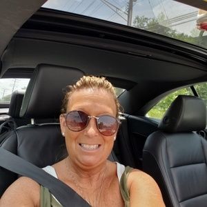 Meet your Posher, Carol